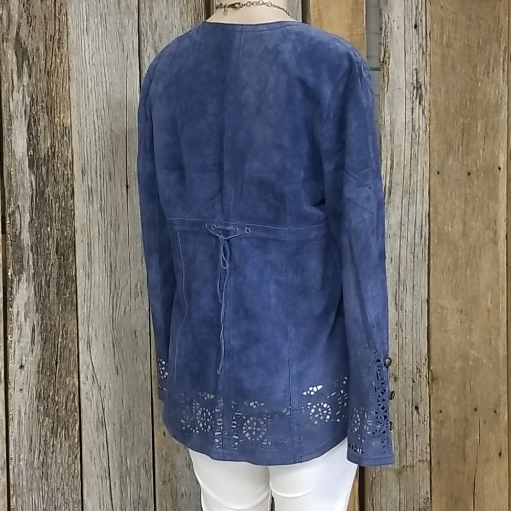 MiFRESIA LAZER CUT DESIGN SUEDE JACKET! - Picture 7 of 10